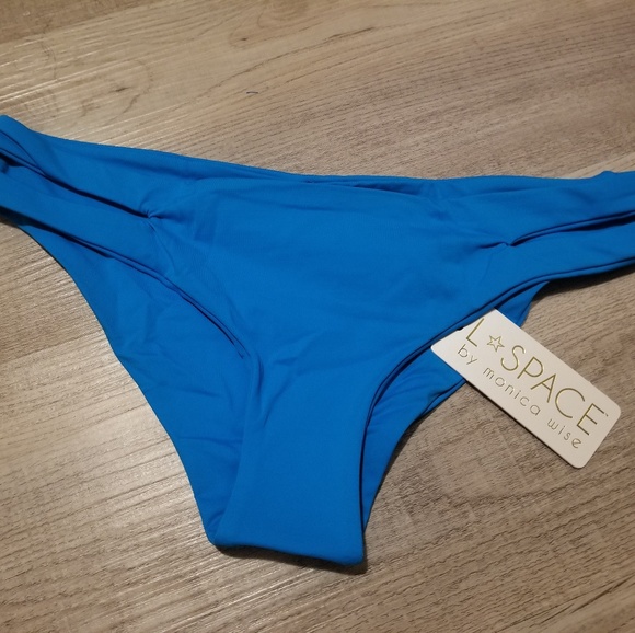 NWT L*SPACE Estella Classic Bikini Bottom - Picture 3 of 3